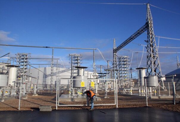 A balti államok véglegesen leválnak az orosz elektromos hálózatról