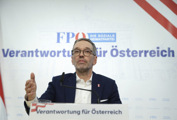 Holtponton az osztrák koalíciós tárgyalások, szakértői kormány jöhet Bécsben