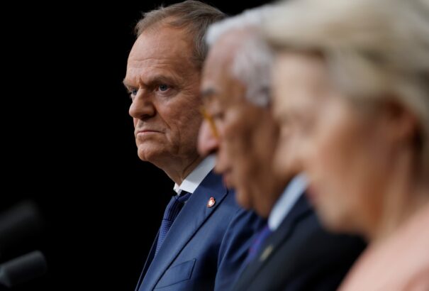 Tusk életfogytiglanit kaphat? Lengyelországban puccs ügyében indított nyomozást az ügyészség