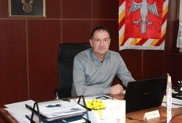 Szelektálni lenne jó – Illetékemelések Csicserben is (Interjú)