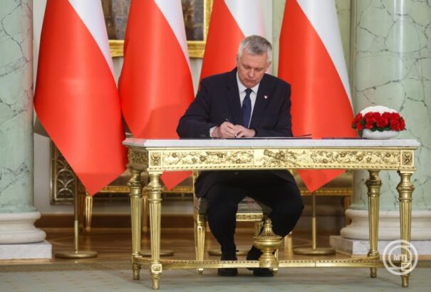 Lengyel belügyminiszter: Varsó nem fogad be migránsokat az uniós paktum keretében