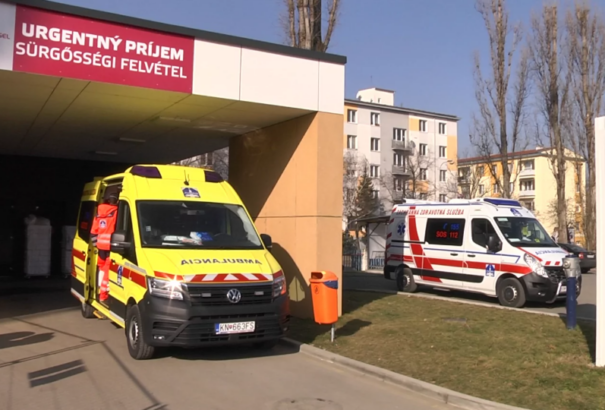 Új mentőszolgálati egyezmény segítheti a felvidéki betegeket