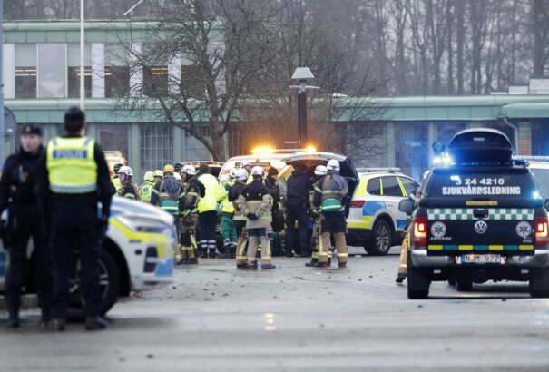 Mintegy tízen meghaltak egy svédországi felnőttoktatási központnál történt lövöldözésben