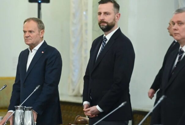 Donald Tusk: A szabad nemzetek Ukrajna mellett állnak