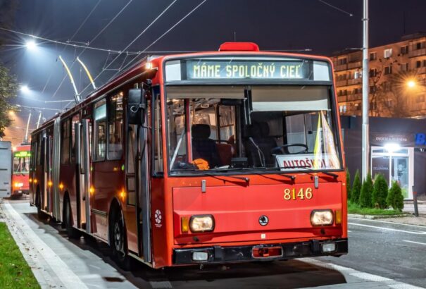 Trolikat és buszt kínál eladásra a Pozsonyi Közlekedési Vállalat
