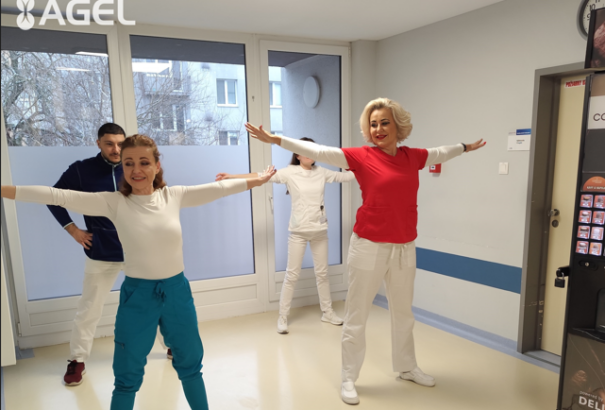 Rehabilitációs gyakorlat a komáromi kórházban: A neurológiai osztály betegeinek mozgás és vitalitás visszaállítása