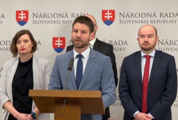 Šimečka szerint az elnöki hivatalban tartott kerekasztal-beszélgetés csapda az ellenzék számára