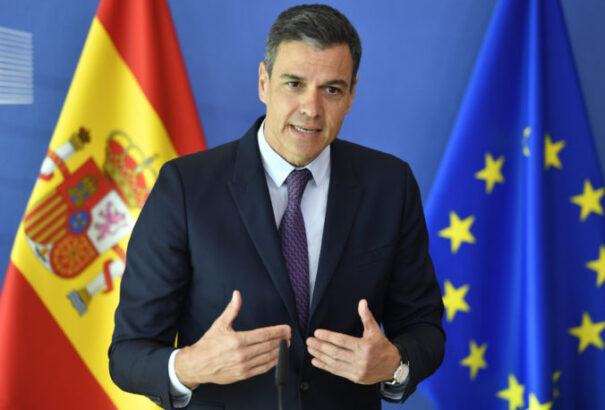 A spanyol kormányfő szerint az ukrajnai békét nem lehet kikényszeríteni