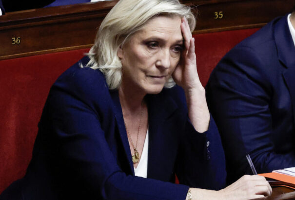 Bűnösnek találta a bíróság Marine Le Pent