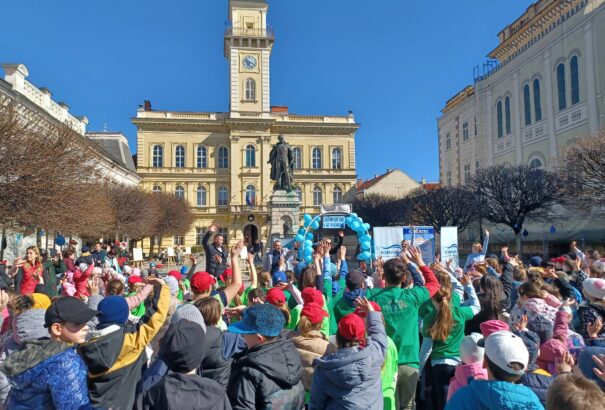 A gyerekek és a környezettudatosság a víz világnapján Komáromban – Képekkel
