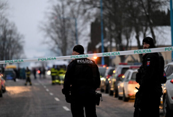 Vádat emeltek a helyi rendőrfőnök ellen a szepesófalui gimnáziumban történt támadás miatt