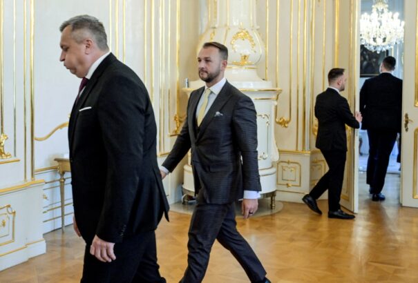 Danko a rebellis képviselőkkel kötött alku nyilvánosságra hozatalát követeli Ficótól