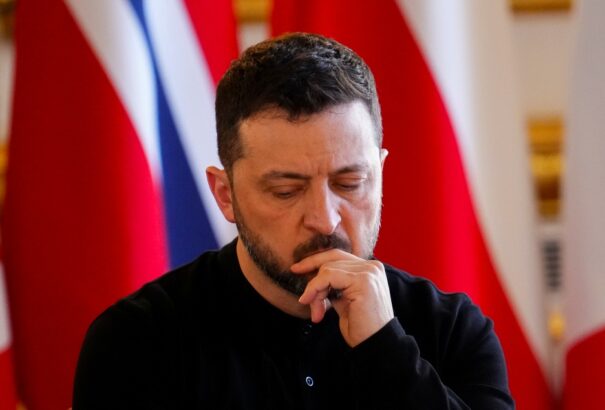 Durva információk szivárognak felső körökből: Zelenszkij teljesen elvesztette a realitásérzékét, Trumpék tényleg a leváltásán dolgoznak