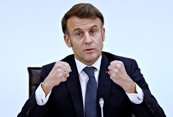 Európa háborús ámokfutásának két fő mozgatórugója van: a francia nagyhatalmi álom és a bankárok zsebének megtömése