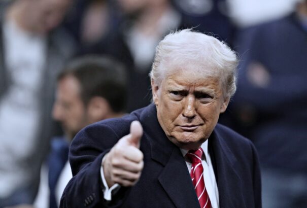 Bloomberg: A Fehér Ház húsvétig teljes fegyverszünetet akar elérni