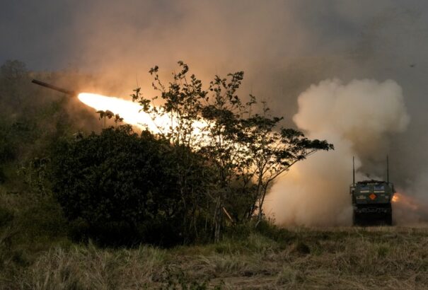 Jó, hogy nem dögöltünk bele: teljesen az amerikaiak irányították az ukrán HIMARS-csapásokat