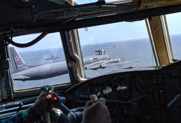 Oroszország, Irán és Kína hétfőn közös haditengerészeti gyakorlatba kezd