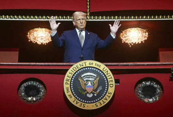 Kereskedelmi háború árnyékában: akár 3%-os GDP-csökkenést is hozhatnak az amerikai vámok Szlovákiában