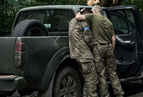 Ukrán katonák meséltek a BBC-nek: „Horrorfilmbe” illik a kurszki visszavonulás