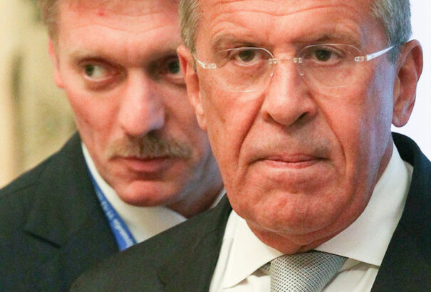 Peszkov: Oroszország kész előzetes feltételek nélkül béketárgyalásokat kezdeni Ukrajnával