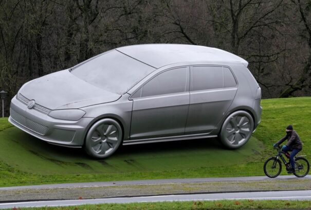 Leépítések a Volkswagen pozsonyi gyárában: Kit érint és mi áll a háttérben?