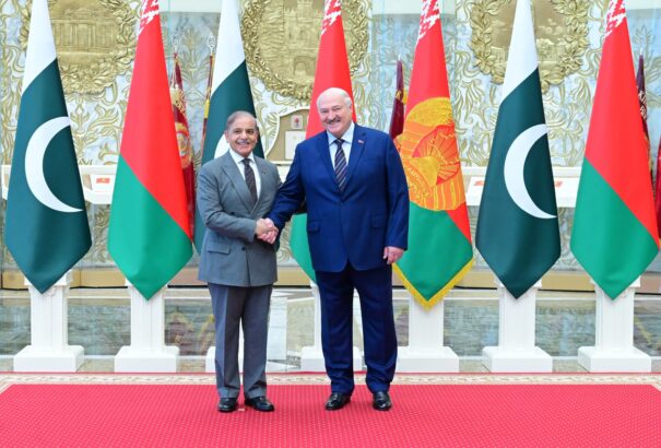 Fehéroroszország akár 150 000 pakisztáni „szakmunkást” is befogadna