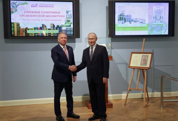 Ukrajnai háború – Fogadta az amerikai elnök különmegbízottját Vlagyimir Putyin