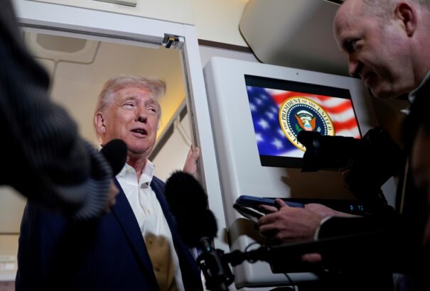 A nagy hátraarc: Trump mentességet adott a vámok alól néhány kulcsfontosságú terméknek