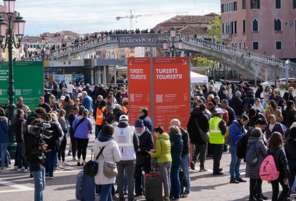 Velence már 10 eurót követel a napi turistáktól