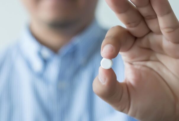 Forradalom a férfi fogamzásgátlásban: ígéretes új gyógyszert tesztelnek