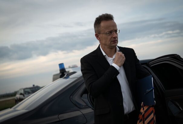 Szijjártó Péter is Törökországba utazik az orosz–ukrán béketárgyalások első napján