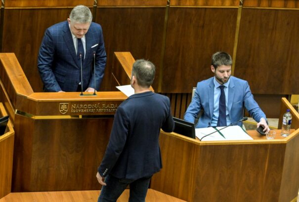 SANEP-felmérés: Alig van esély smeres kormányra, de az ellenzék is csapdában van