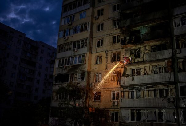 Nagyszabású támadás Ukrajna ellen: rakéták és drónok csapódtak be több régióban