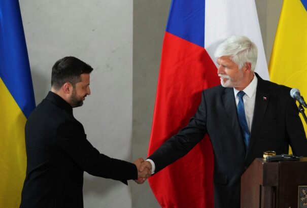 Pavel szerint nyugati katonák csak békekötés után mehetnek Ukrajnába. Zelenszkij már nem akarja a háború elhúzódását (?)