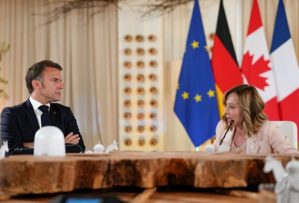 Egymásnak esett Meloni és Macron – Merz próbál közvetíteni a két országvezető között