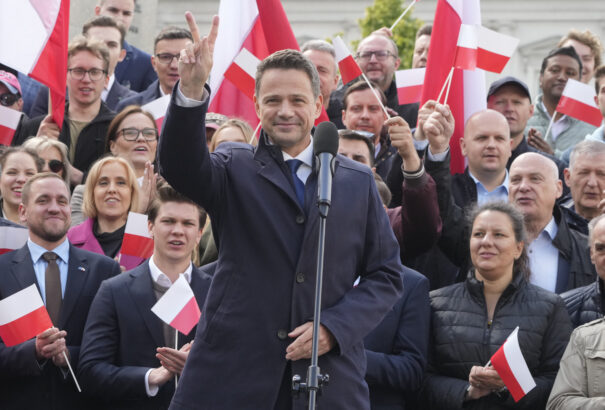 Lengyel elnökválasztás: Egy új felmérés szerint Rafal Trzaskowski vezet