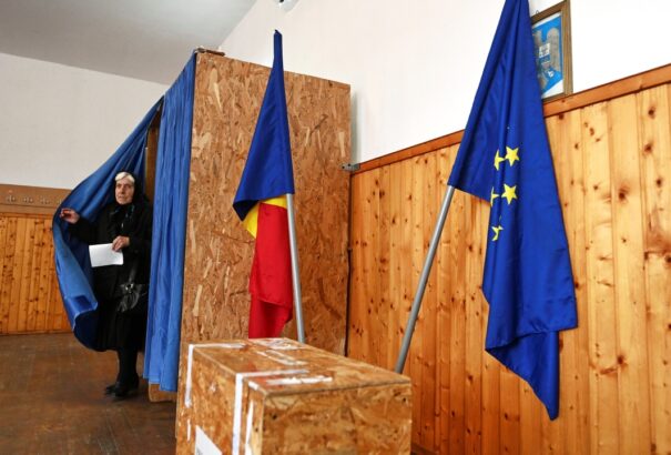 Érkeznek az exit pollok a romániai elnökválasztásról – de ebből még bármi lehet