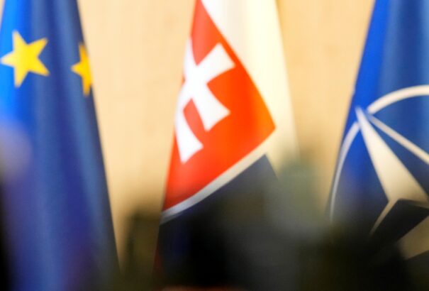 Felmérés: A lakosság többsége támogatja Szlovákia EU- és NATO-tagságát