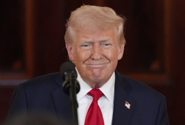 A Trump-kormány katonai felszerelést készül eladni Ukrajnának