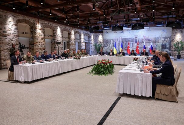 Véget ért az orosz-ukrán béketárgyalás, Moszkva elégedett, az ukránok szerint viszont elfogadhatatlanok Moszkva feltételei