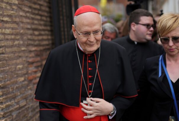 Megszólalt Erdő Péter az amerikai Robert Prevost pápává választása kapcsán