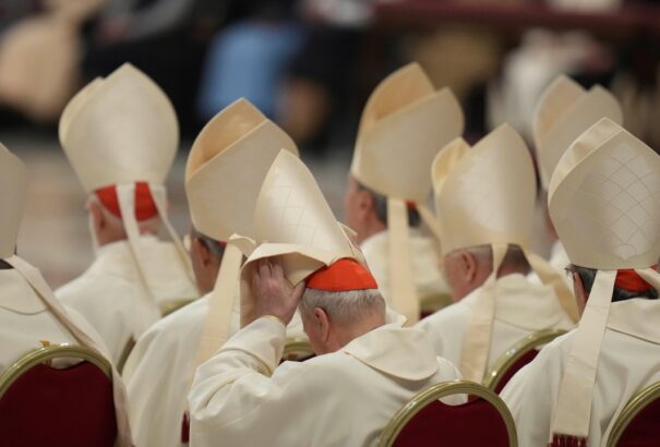 Mutatjuk a legfiatalabb bíborosokat, aki részt vesznek a pápaválasztáson