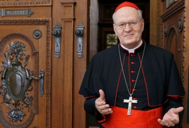 Üzent a pápaválasztás előtt Erdő Péter: A reménység egész emberiséghez szóló üzenete születhet meg a pápaválasztáson