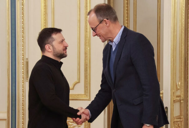 Friedrich Merz: Az ukrajnai béketárgyalások feltétele a teljes tűzszünet