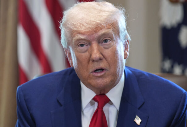 Trump ismét katonai erő alkalmazásával fenyegette meg Grönlandot