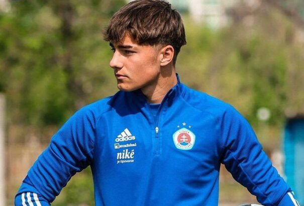 A szlovák bajnokságból a Premier League-ba. A Tottenham leigazolta a fiatal tehetséget