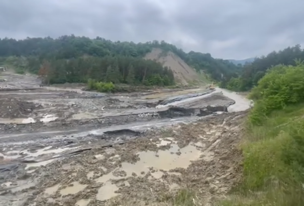 Drámai a helyzet a parajdi sóbányánál: „Sajnos elvesztettük a csatát a természettel”