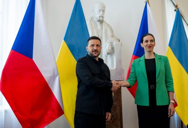 Második napját tölti Csehországban Volodimir Zelenszkij
