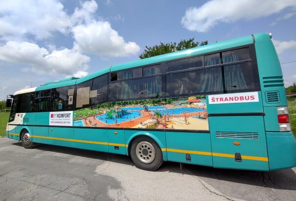 20 éves az érsekújvári strandbusz: Július 1-től ismét ingyen szállítja a fürdőzőket a nyári járat a termálfürdőbe