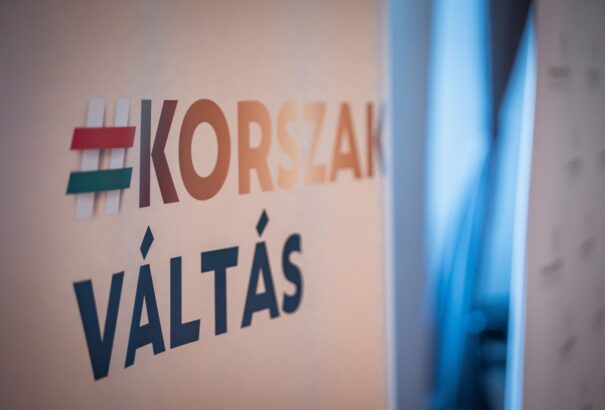 Korszakváltás: A Magyar Szövetség már a PS és az SaS retorikájával kampányol az energiaár-kompenzáció ellen